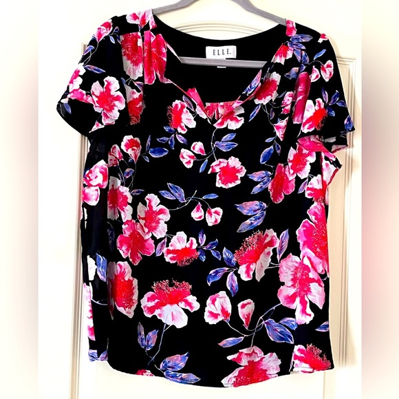 Elle Tops - Elle Poly/Spandex Blend Floral Blouse Women’s Size Large